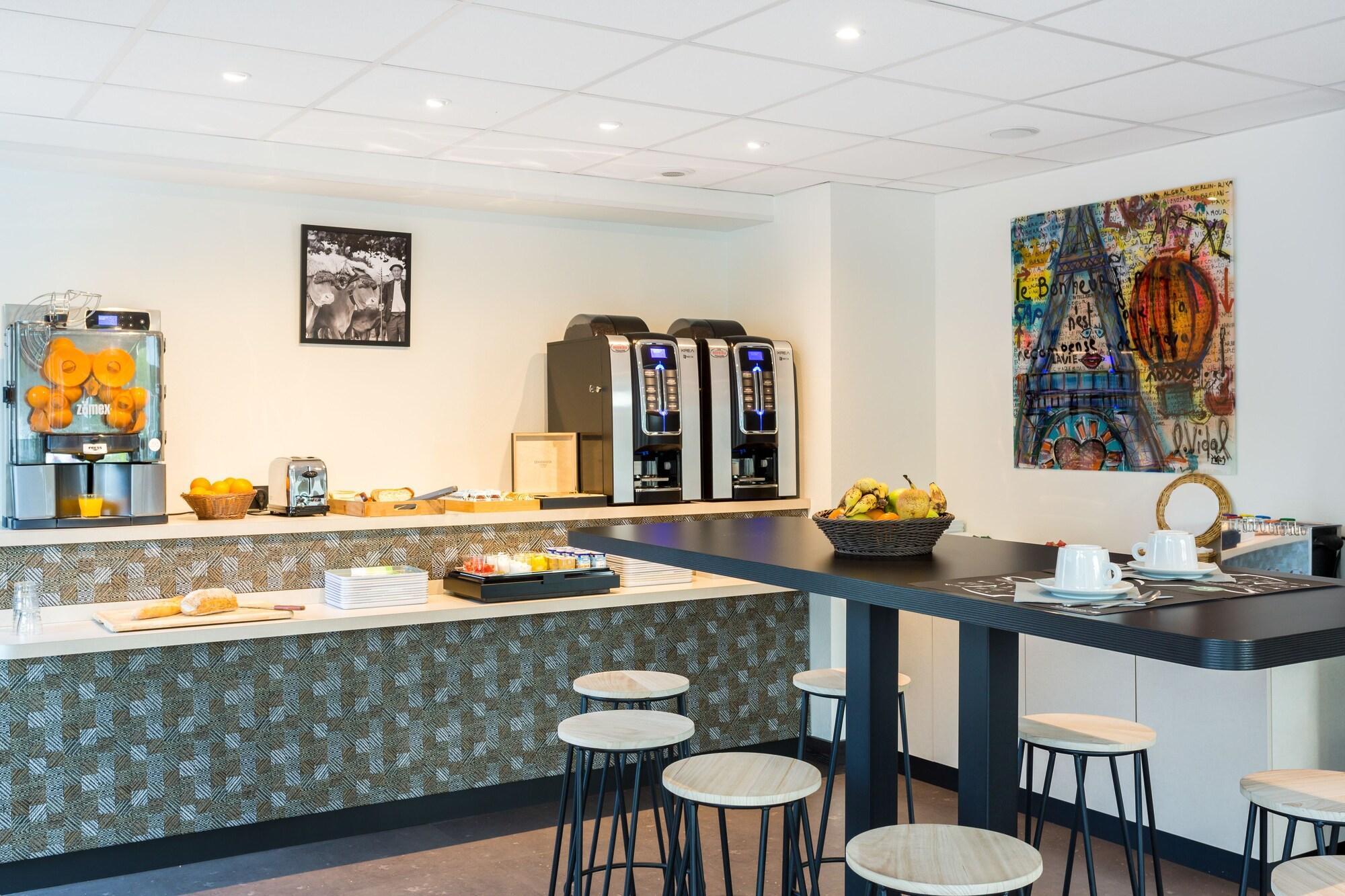 Kyriad Anglet - Biarritz Экстерьер фото