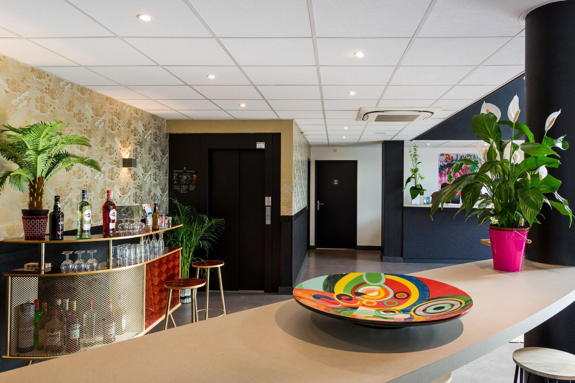 Kyriad Anglet - Biarritz Экстерьер фото