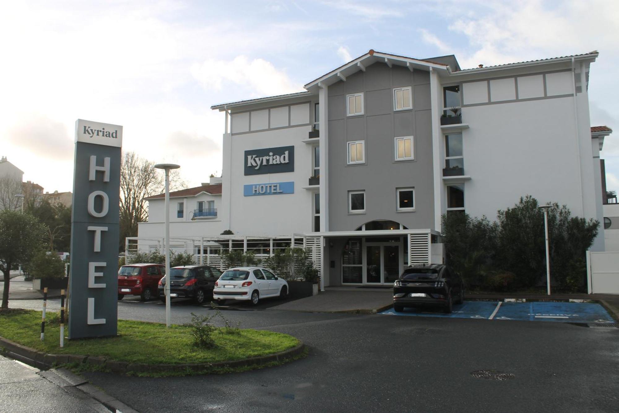 Kyriad Anglet - Biarritz Экстерьер фото